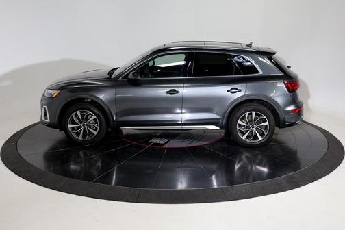2024 Audi Q5 45 S line Premium Plus