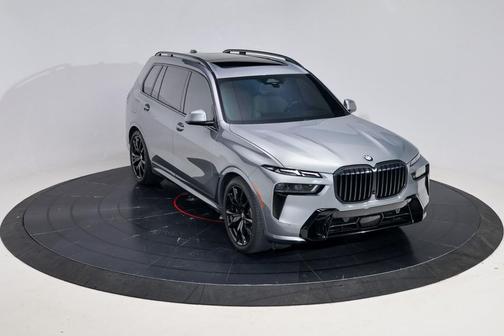 Skyscraper Grey Metallic 2023 BMW X7 xDrive40i