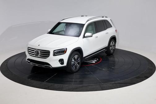 Polar White 2025 Mercedes-Benz GLB 250 4MATIC