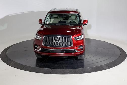 2022 INFINITI QX80 Luxe