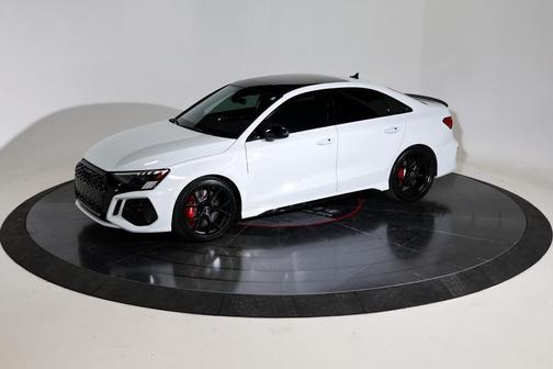 2024 Audi RS 3 TFSI quattro S tronic