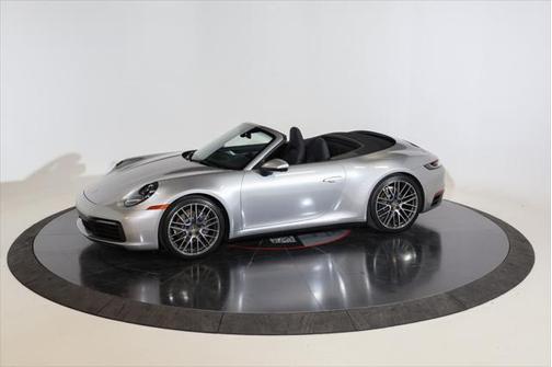 2022 Porsche 911 Carrera