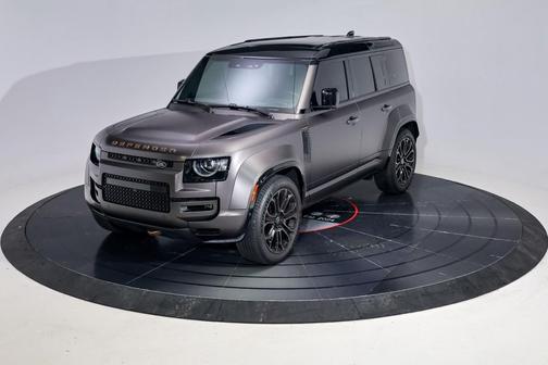 1DN 2025 Land Rover Defender P635 OCTA