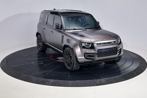 1DN 2025 Land Rover Defender P635 OCTA