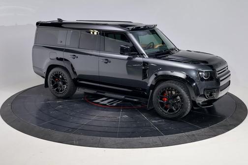1AU 2024 Land Rover Defender 130 P400 X