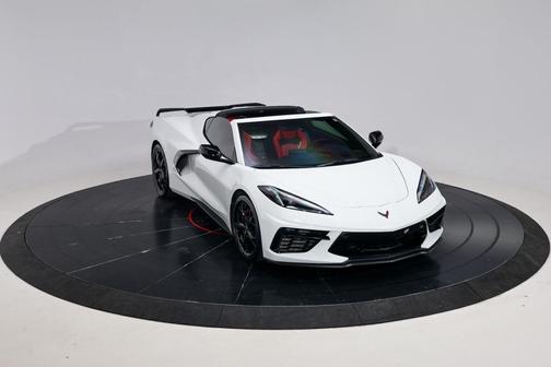 Arctic White 2022 Chevrolet Corvette Stingray w/3LT