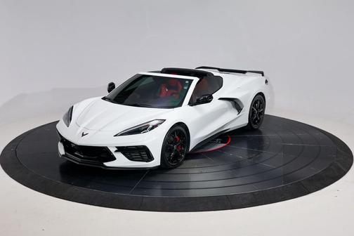 Arctic White 2022 Chevrolet Corvette Stingray w/3LT