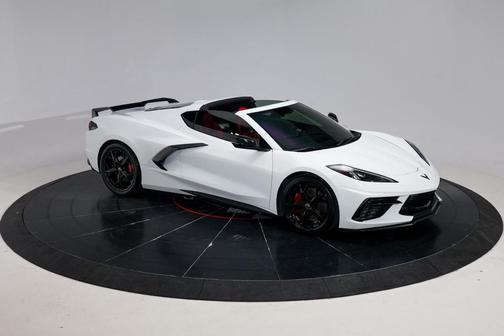 Arctic White 2022 Chevrolet Corvette Stingray w/3LT