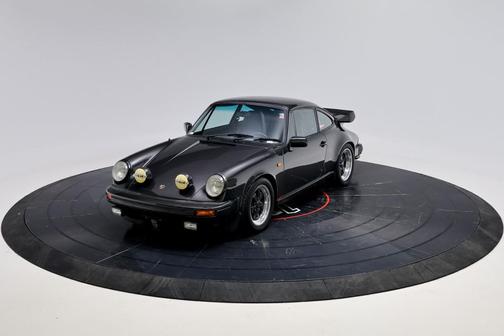 1982 Porsche 911 SC (Euro-Spec)