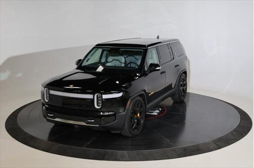 2023 Rivian R1S Adventure