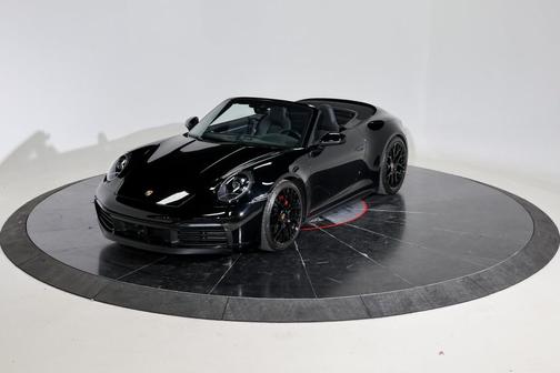 2020 Porsche 911 Carrera 4S Cabriolet