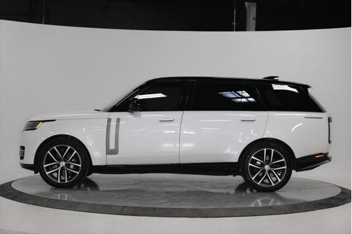 2024 Land Rover Range Rover P400 SE