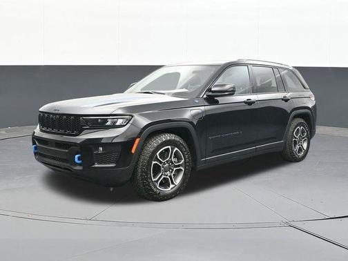 2022 Jeep Grand Cherokee 4xe Trailhawk