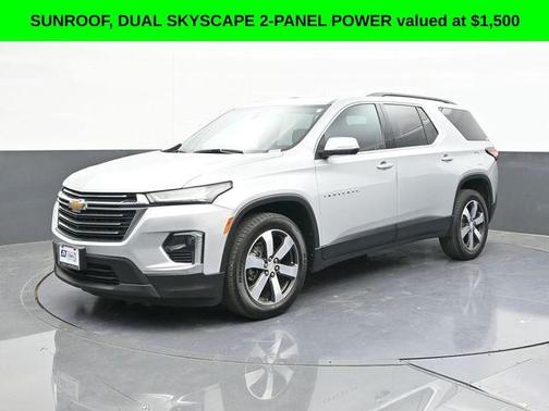 2022 Chevrolet Traverse LT Leather