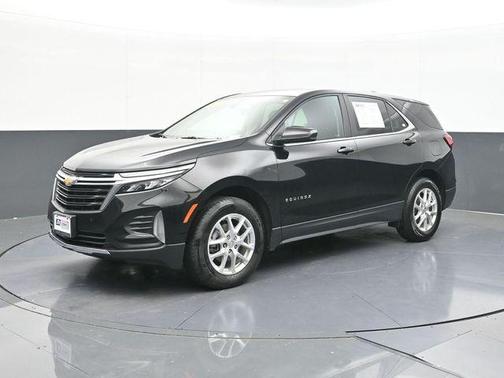 Mosaic Black Metallic 2024 Chevrolet Equinox LT