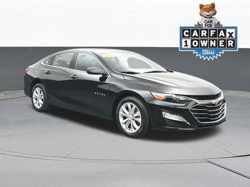 Mosaic Black Metallic 2025 Chevrolet Malibu LT
