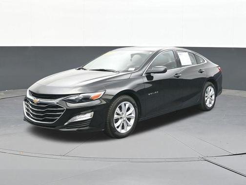 Mosaic Black Metallic 2025 Chevrolet Malibu LT