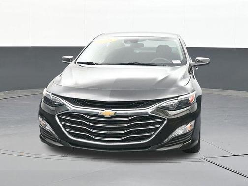 Mosaic Black Metallic 2025 Chevrolet Malibu LT