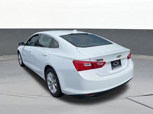 Summit White 2024 Chevrolet Malibu LT