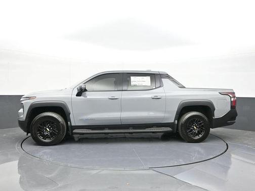 2025 Chevrolet Silverado EV LT