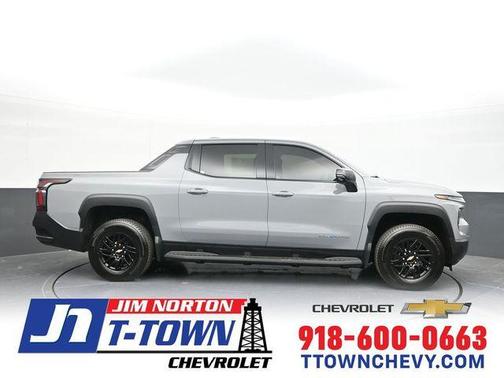 2025 Chevrolet Silverado EV LT