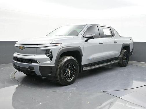 2025 Chevrolet Silverado EV LT