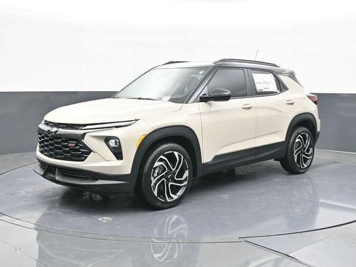 White Sand 2026 Chevrolet Trailblazer RS