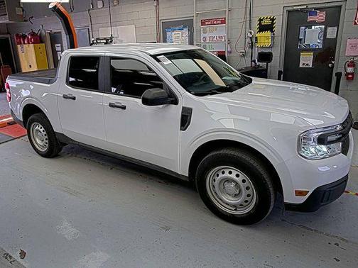 2022 Ford Maverick XL