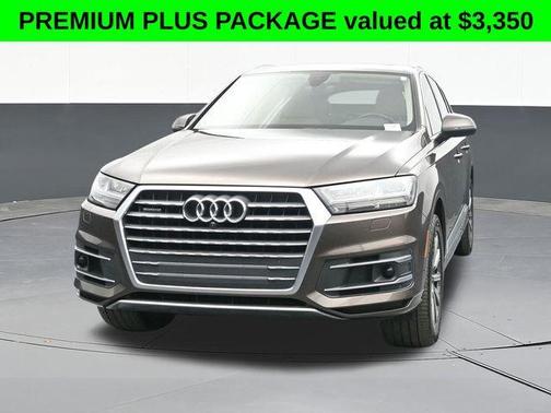 2019 Audi Q7 45 Premium Plus