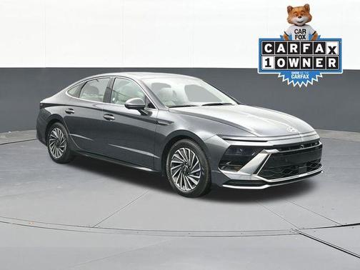 2024 Hyundai SONATA Hybrid Limited
