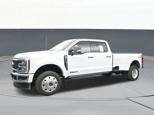 2025 Ford F-450 Lariat