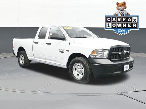 Bright White Clearcoat 2022 RAM 1500 Classic Tradesman