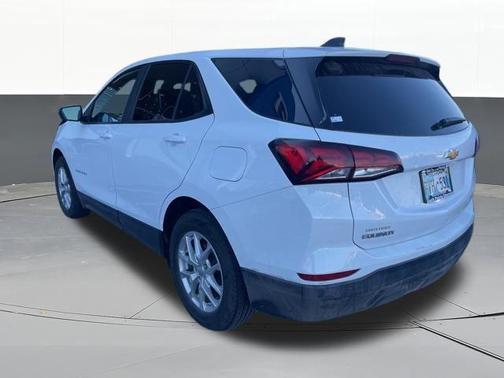 Summit White 2024 Chevrolet Equinox LS