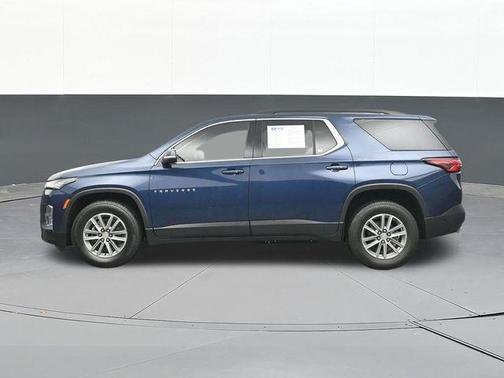 Northsky Blue Metallic 2023 Chevrolet Traverse LT Cloth