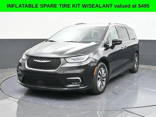2021 Chrysler Pacifica Touring-L