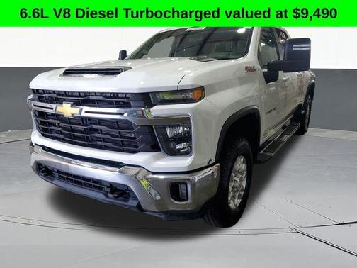 Summit White 2024 Chevrolet Silverado 2500 LT
