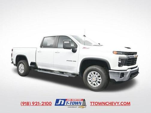 Summit White 2024 Chevrolet Silverado 2500 LT