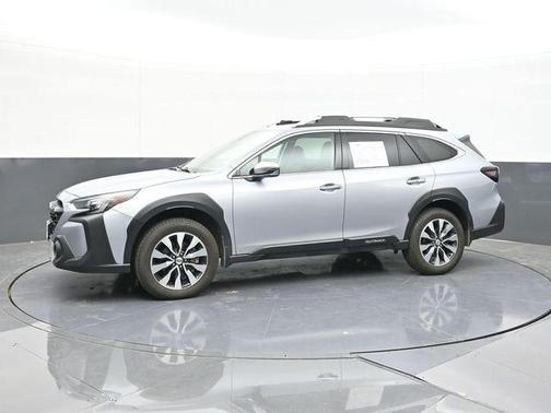 2023 Subaru Outback Touring