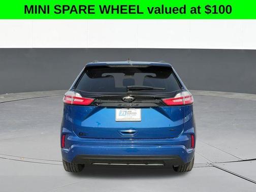 Atlas Blue Metallic 2024 Ford Edge SE