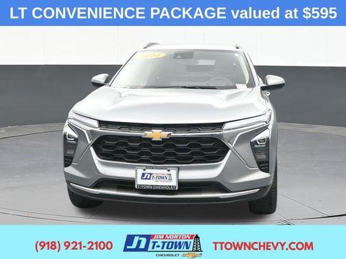 Sterling Gray Metallic 2024 Chevrolet Trax LT