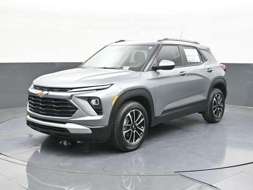 Sterling Gray Metallic 2026 Chevrolet Trailblazer LT