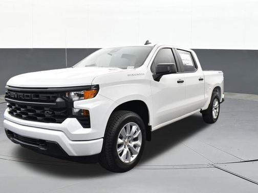 Summit White 2025 Chevrolet Silverado 1500 Custom
