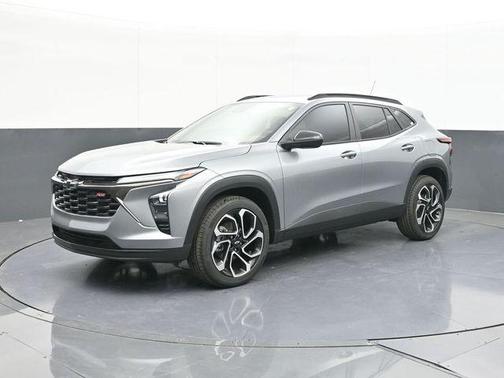 Sterling Gray Metallic 2026 Chevrolet Trax 2RS