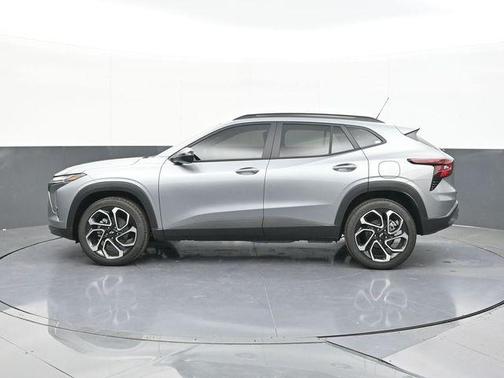 Sterling Gray Metallic 2026 Chevrolet Trax 2RS