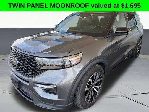 Gray Metallic 2021 Ford Explorer ST