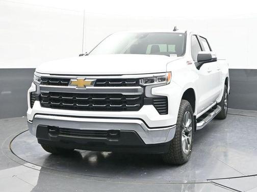 Summit White 2026 Chevrolet Silverado 1500 LT