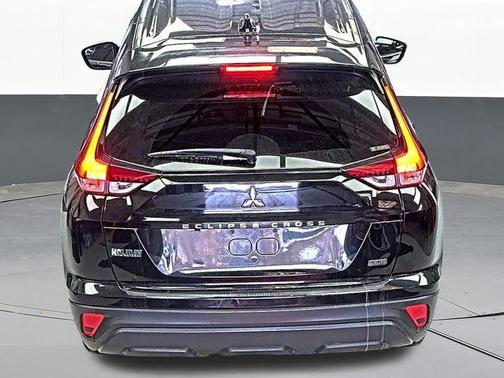2022 Mitsubishi Eclipse Cross LE