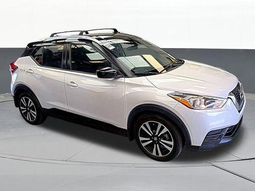 2020 Nissan Kicks SV