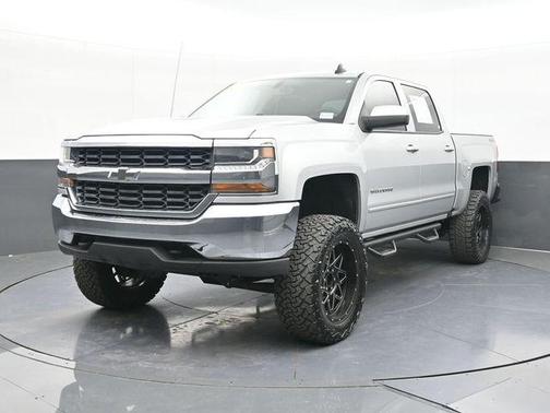 Silver Ice Metallic 2018 Chevrolet Silverado 1500 LT