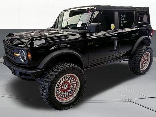 2021 Ford Bronco Base